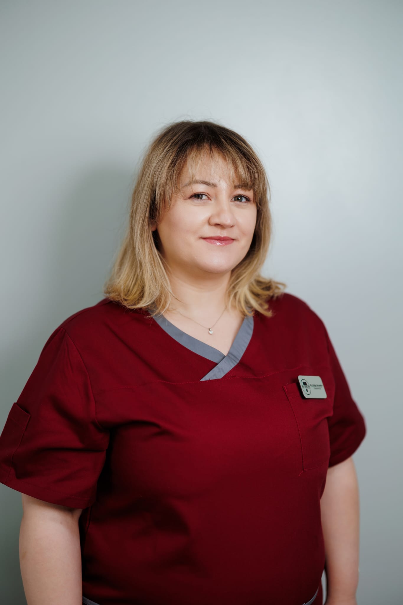 Dr. Arhip Ruxandra — Medic specialist parodontologie